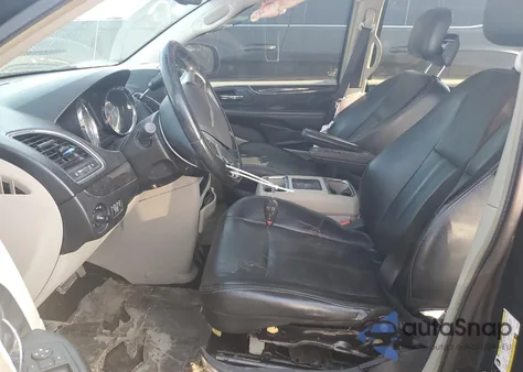 2012 Chrysler Town & Country Touring from USA, damaged, VIN 2C4RC1BG4CR330586